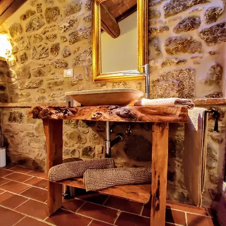 Historic 14th Century Palazzo Appartement