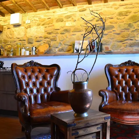 Historic 14th Century Palazzo * Sarteano
