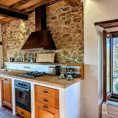 Apartment Historic 14th Century Palazzo